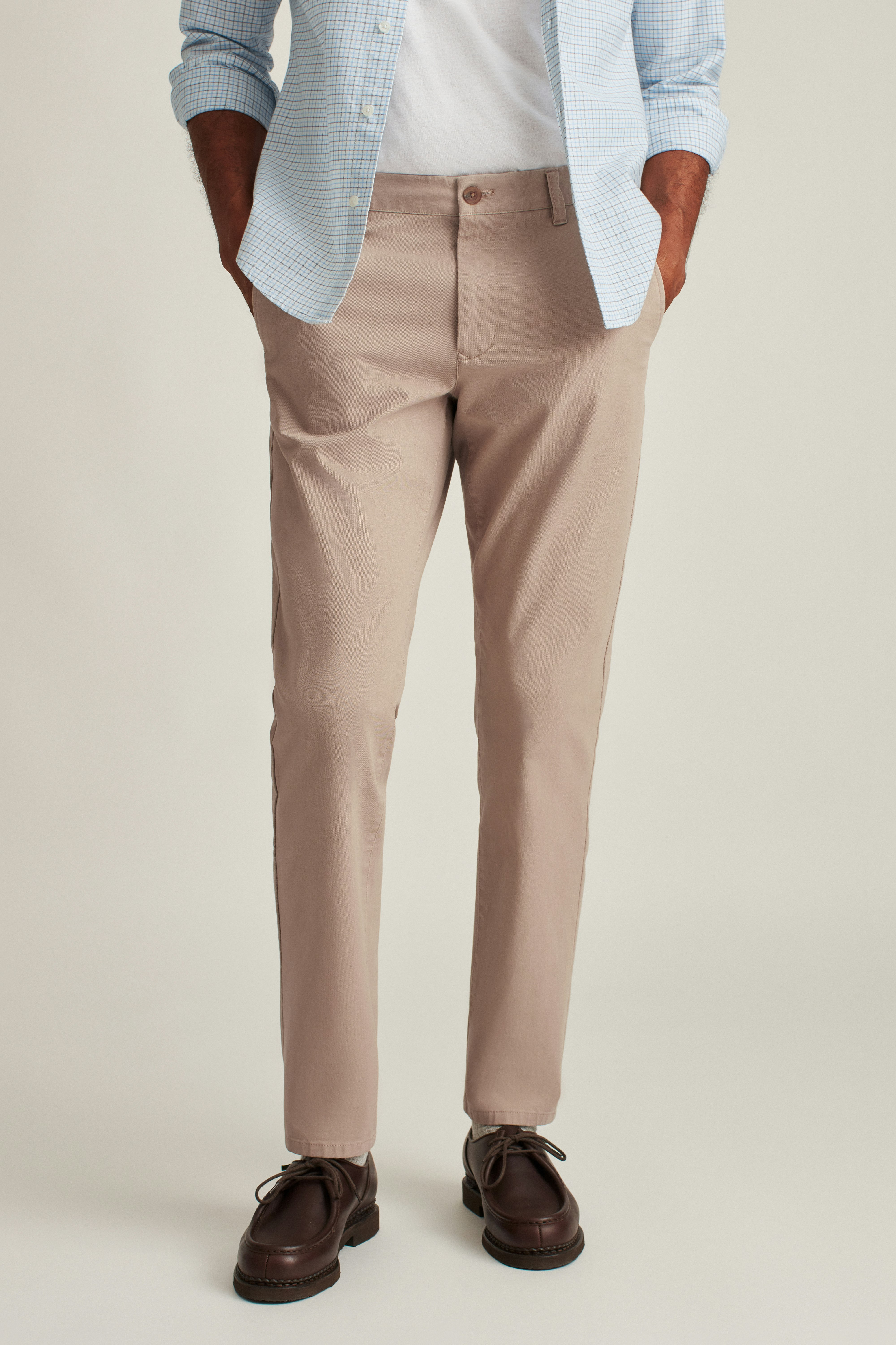 light grey pants, a white shirt is an easy and stylish combo | Mens  outfits, Mens fashion, Stylish formal